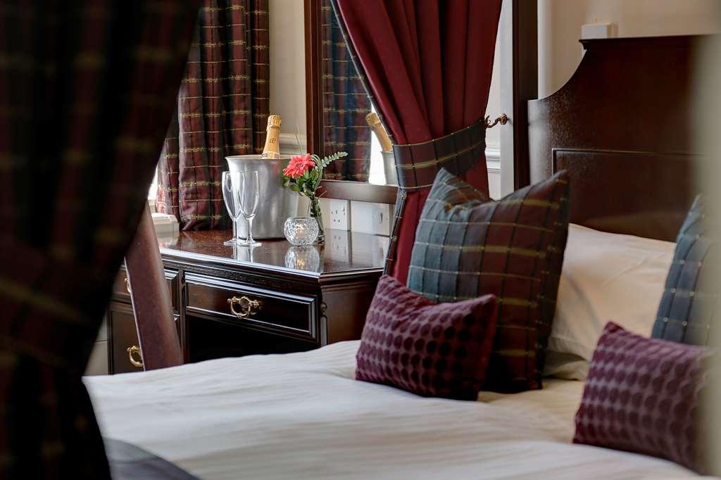 Kinloch Hotel, Isle Of Arran Blackwaterfoot Стая снимка