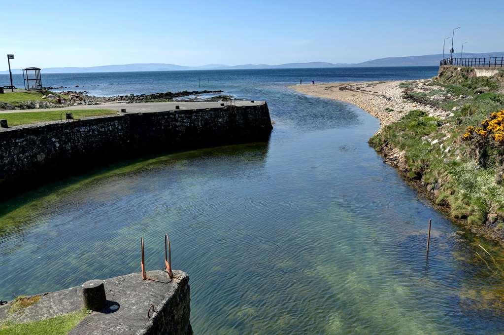 Kinloch Hotel, Isle Of Arran Blackwaterfoot Екстериор снимка