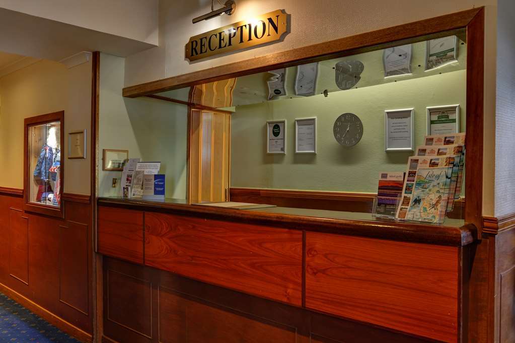Kinloch Hotel, Isle Of Arran Blackwaterfoot Екстериор снимка